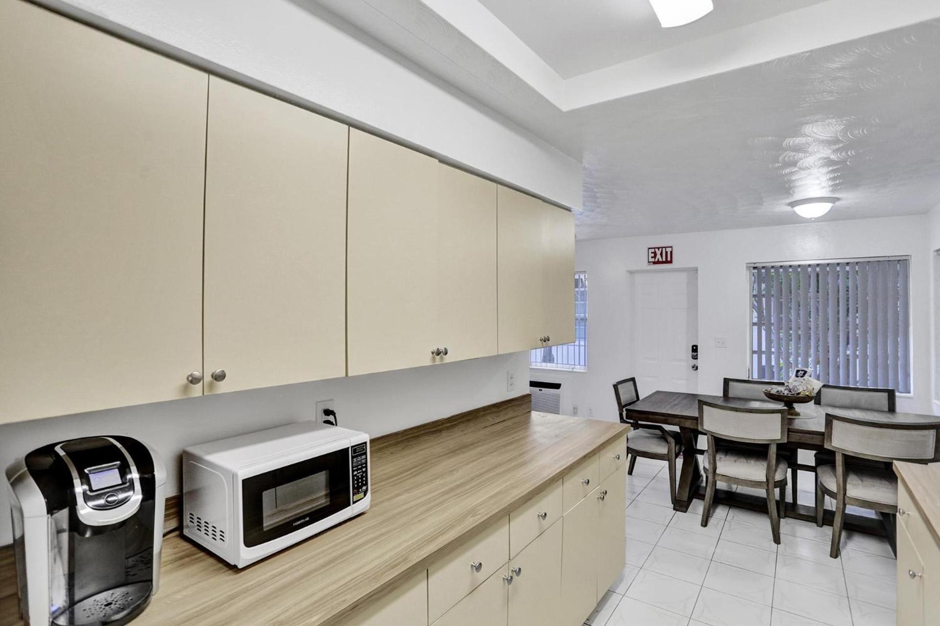 Victoria Park Regency Apartment Fort Lauderdale Room photo
